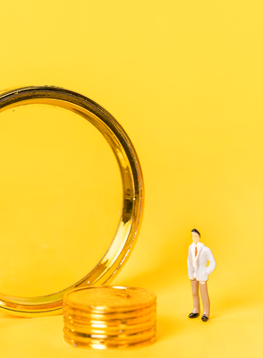 專業(yè)財(cái)務(wù)咨詢，助您明智決策、穩(wěn)健前行